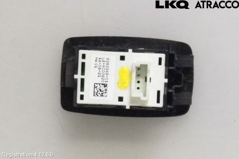 BMW 5 G30/G31/F90 17-23 Strömställare Övrigt