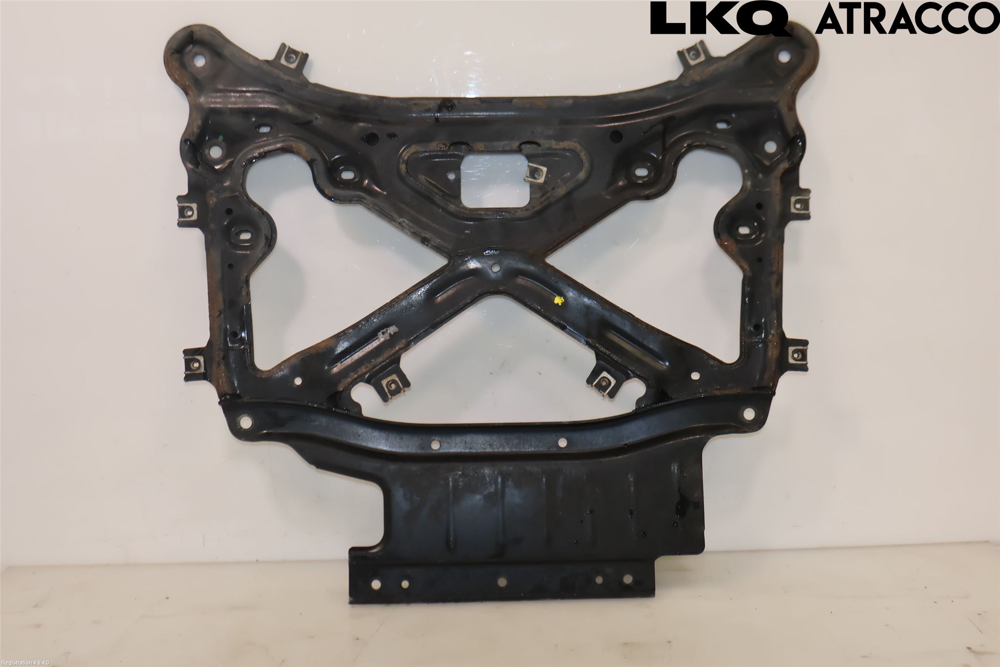 Audi Q7/SQ7 Framvagnsbalk