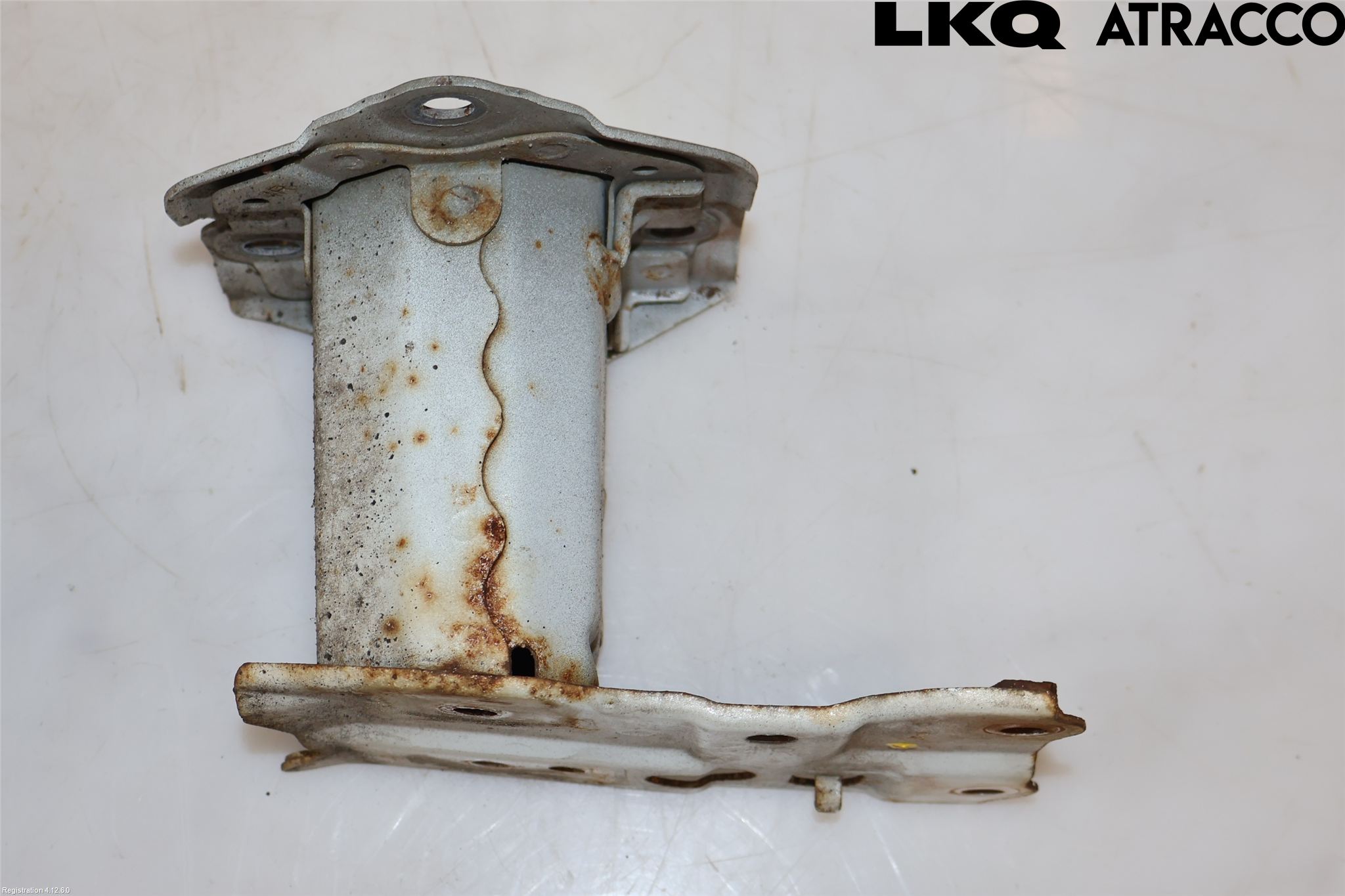 Toyota VERSO 09-18 Stötfångarbärjärn Bak