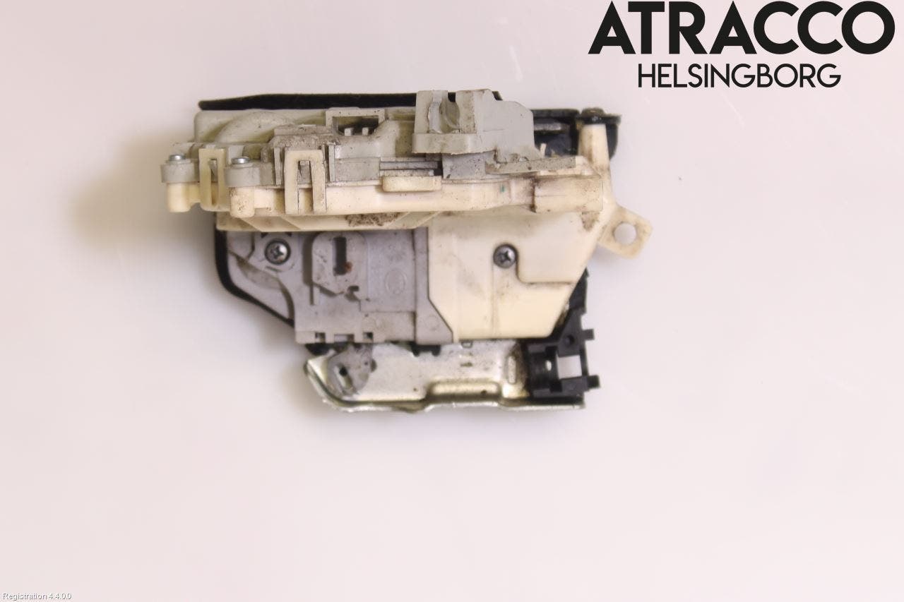 Audi Q5 09-16 Centrallåsmotor Höger