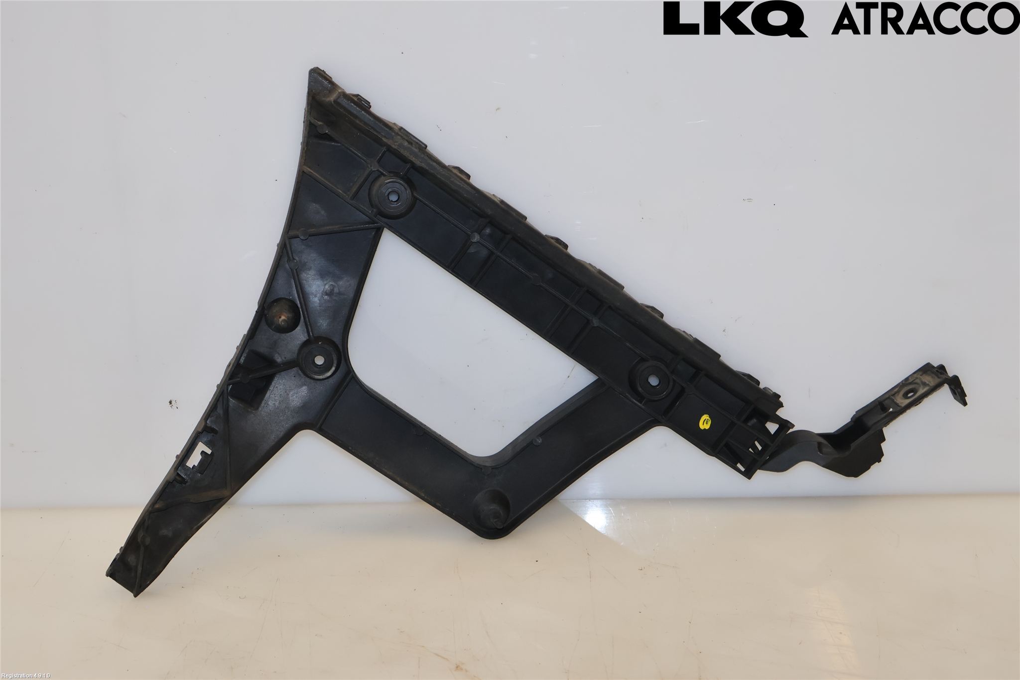 Audi A4 12-15 Stötfångarfäste Bak Hö