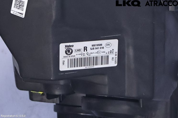 Skoda RAPID Strålkastare Höger