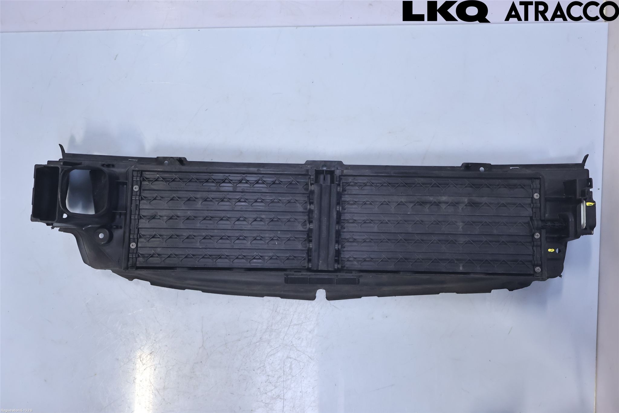 Volvo V90 17->> Deflektor Plåt-Plast Kylning