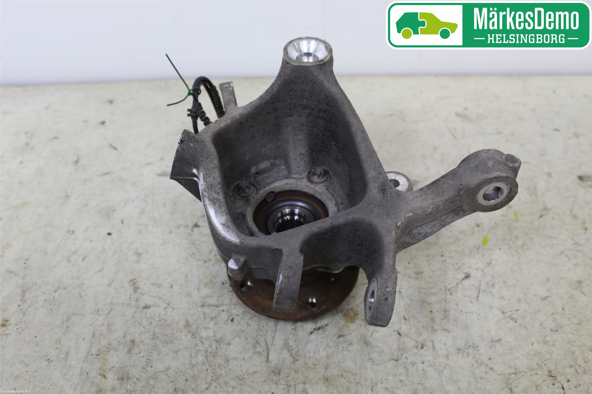 BMW 5 F10/F11/F18 09-17 Hjullagerhus-Spindel Hö B