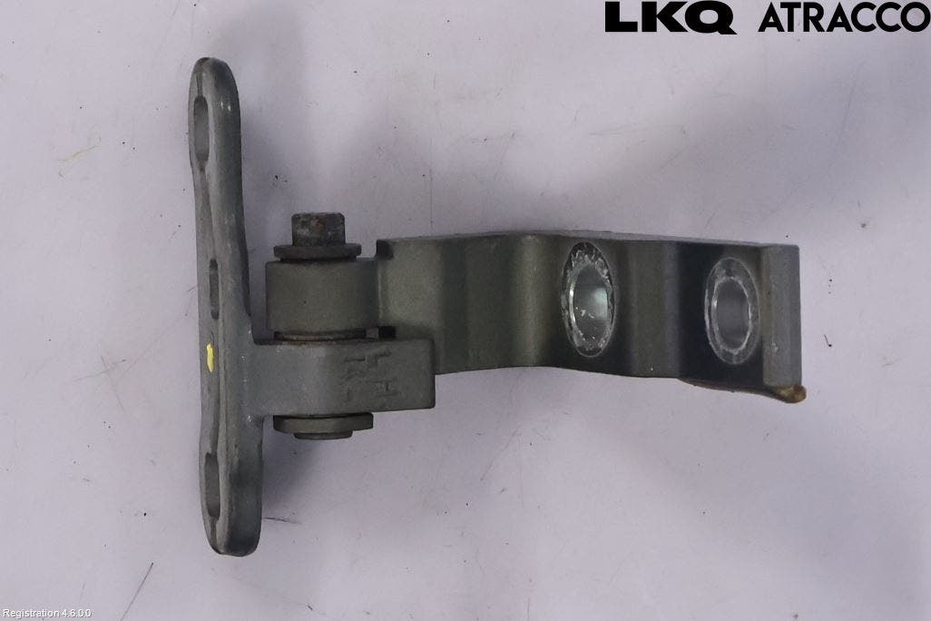 Volvo XC60 18- Dörrgångjärn