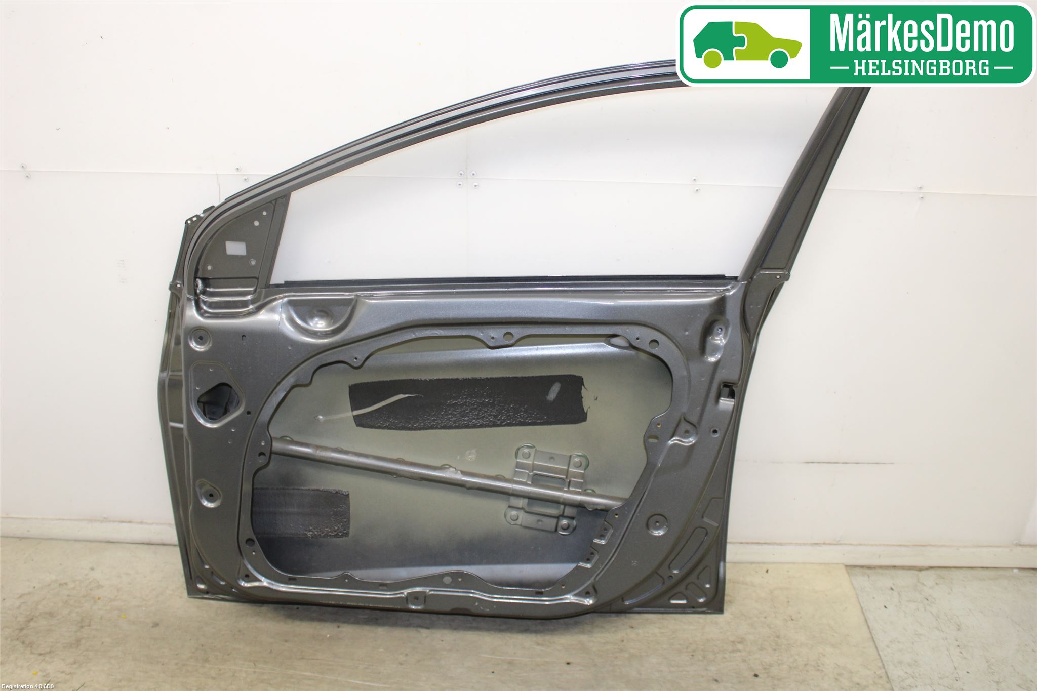 Hyundai i40 08-15 Dörr Fram Höger