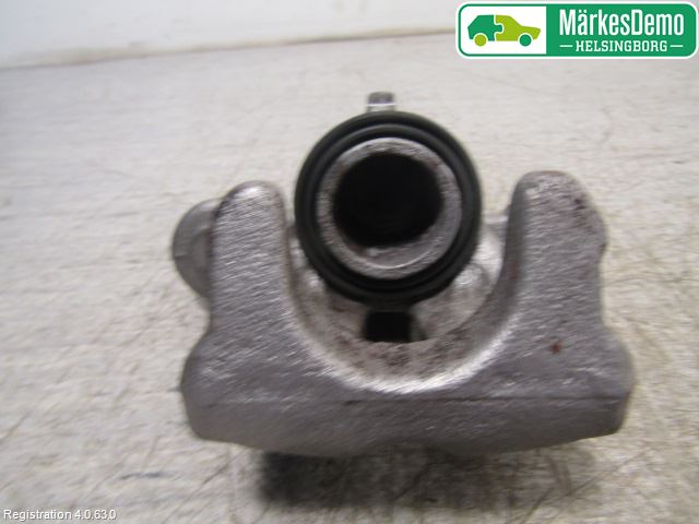 BMW 1 E87/81 5D/3D 03-11 Bromsok Bak Vänster