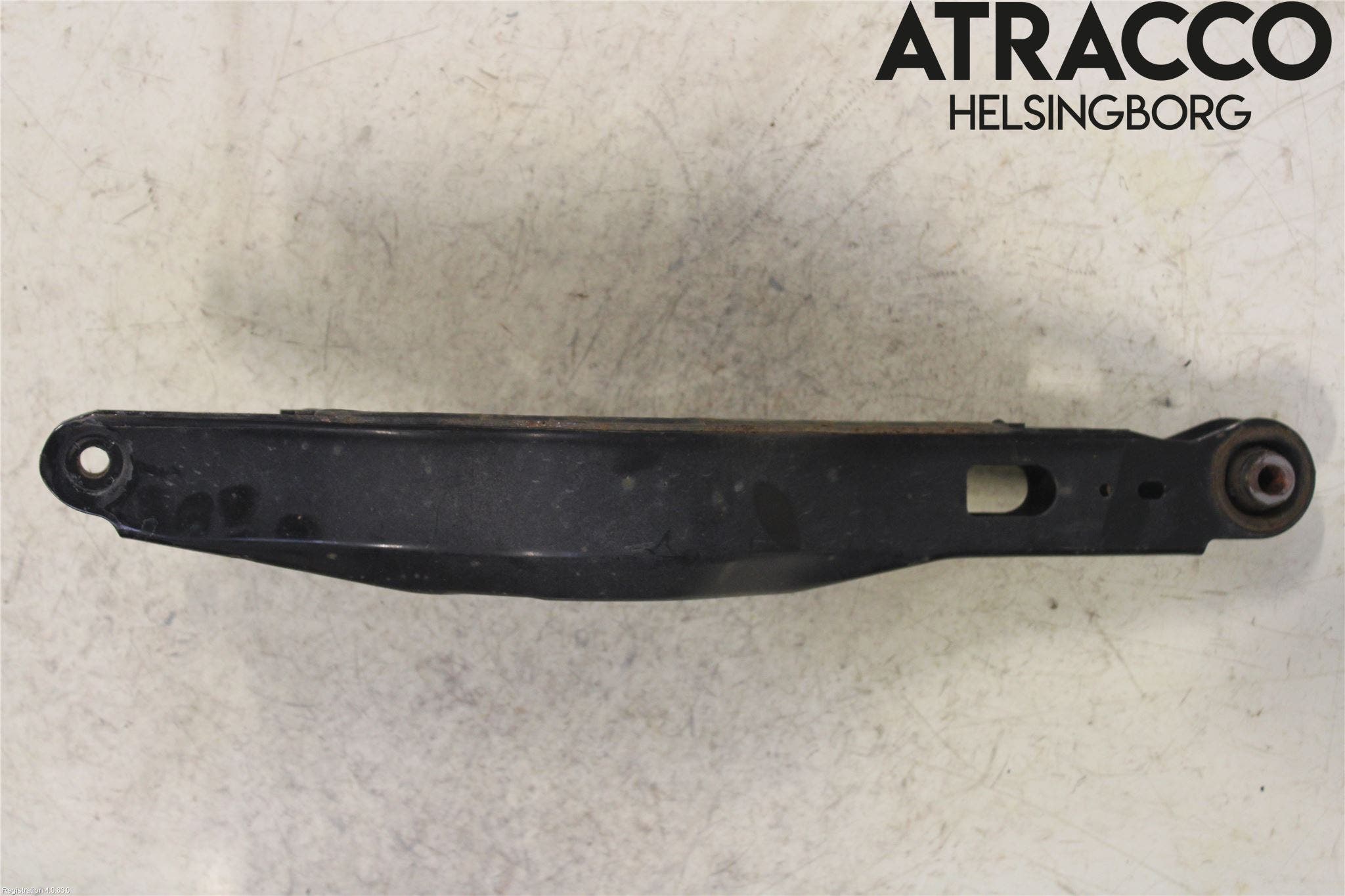 Toyota C-HR 16-23 Bärarm Bak Höger