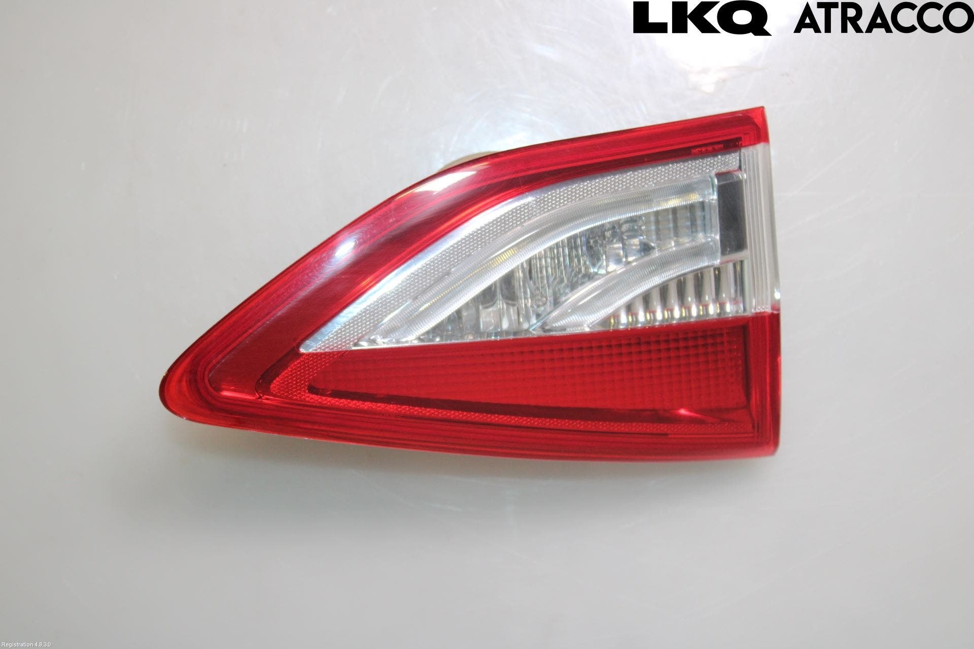 Ford KUGA 13-16 Bakljus Lucka Vä