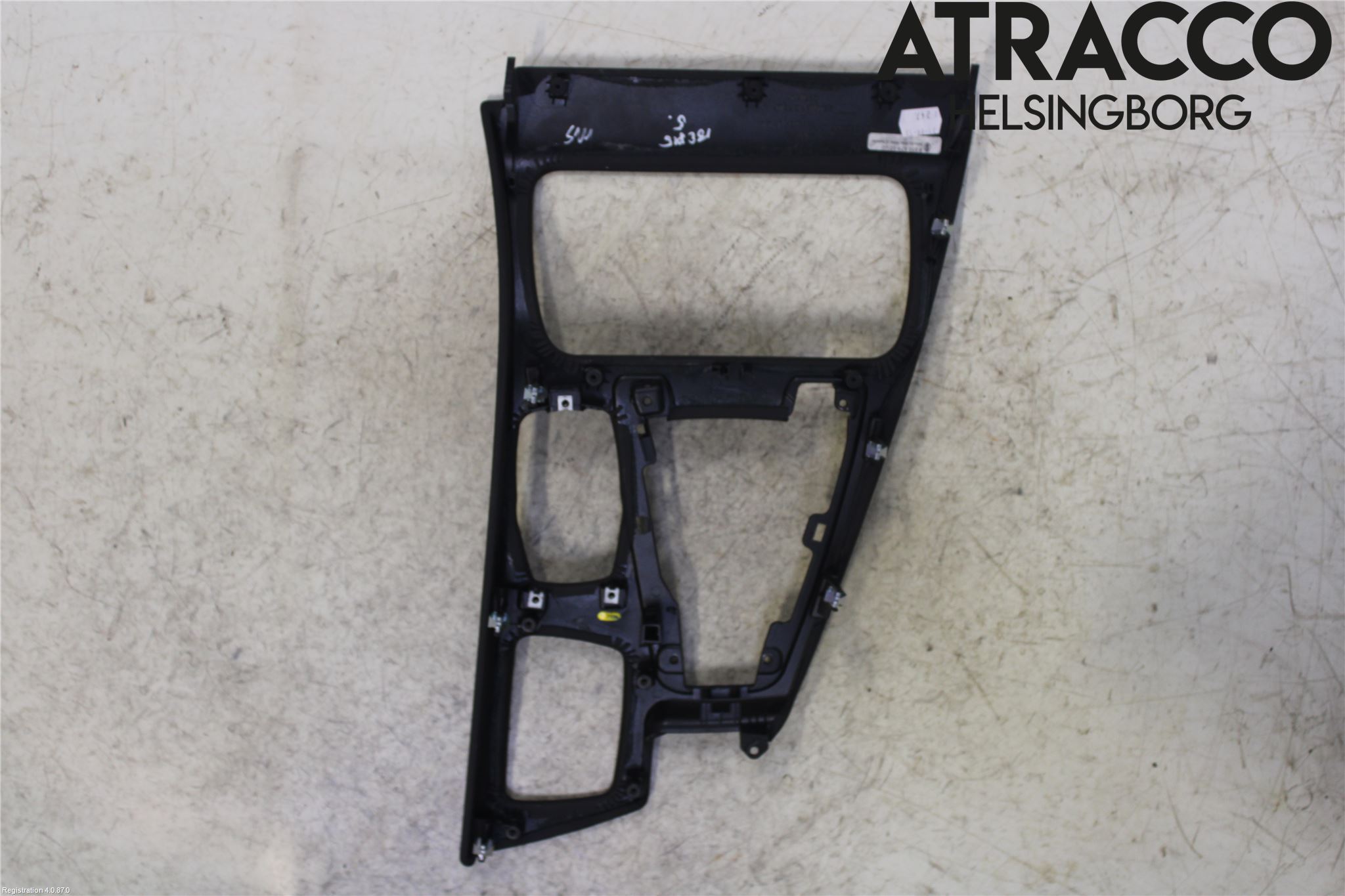 BMW 5 F10/F11/F18 09-17 Instrumentkonsoll Mitt