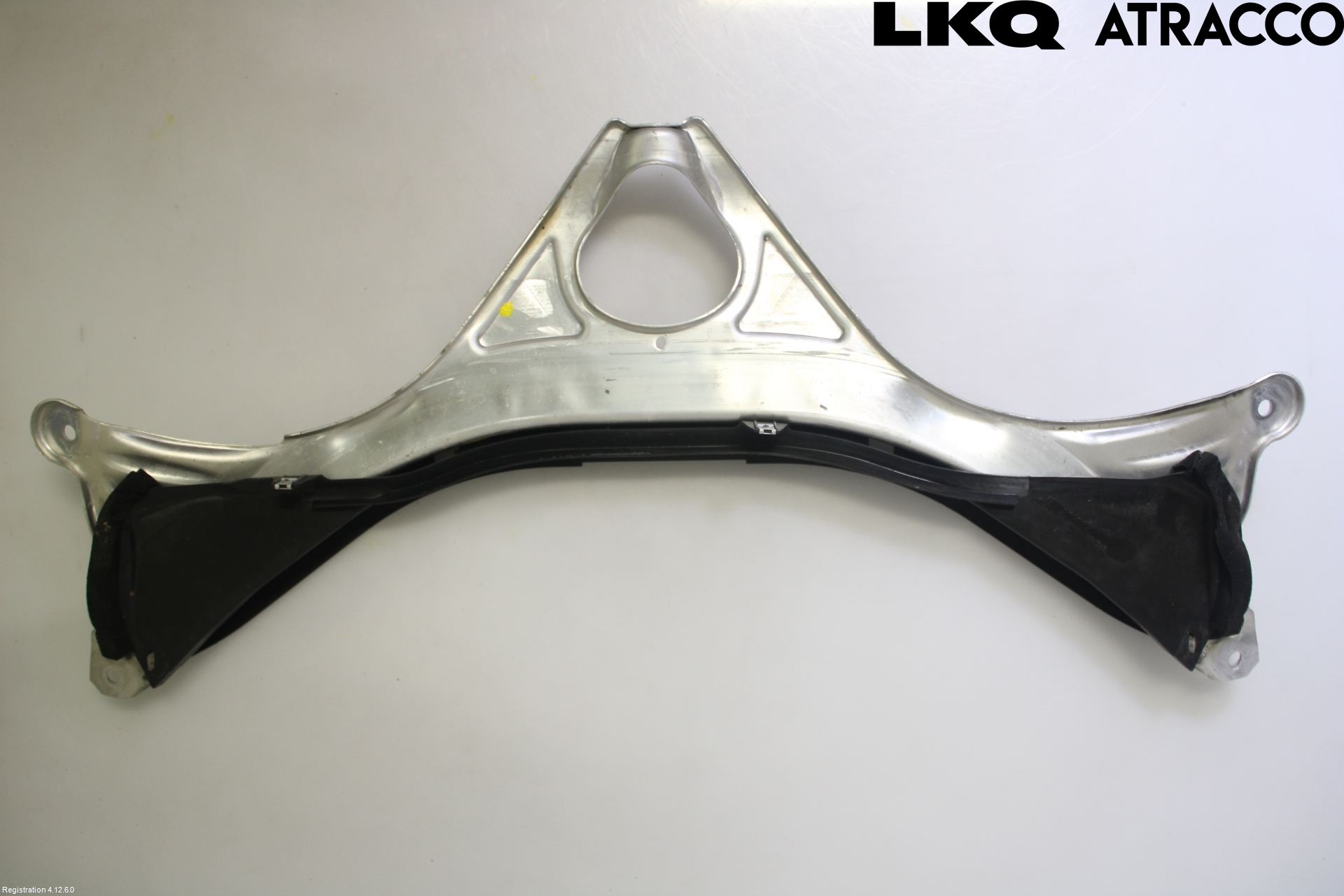 Audi A6 ALLROAD 12-18 Fjäderbensstag