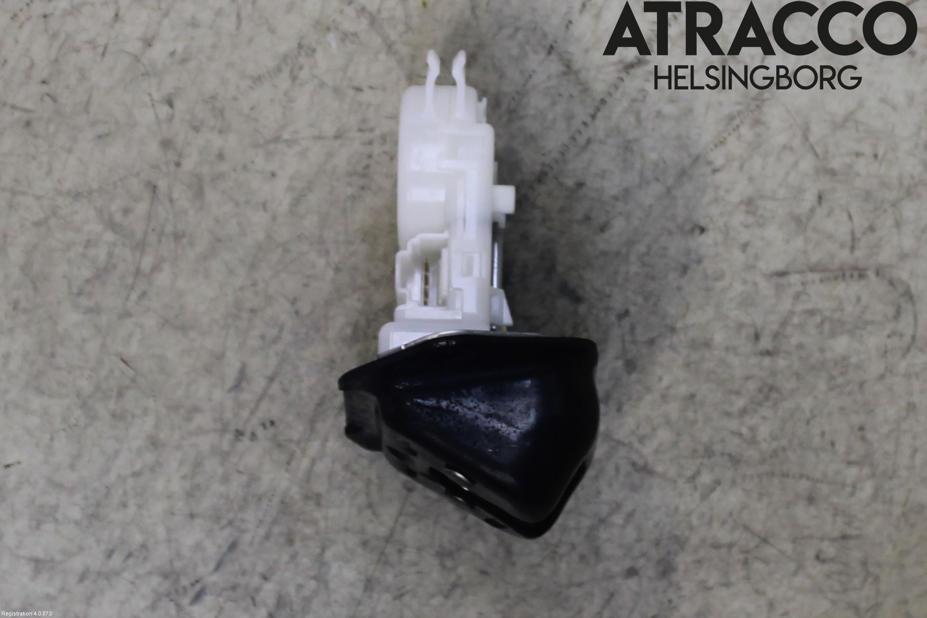 Nissan JUKE 14-19 Låskista Baklucka