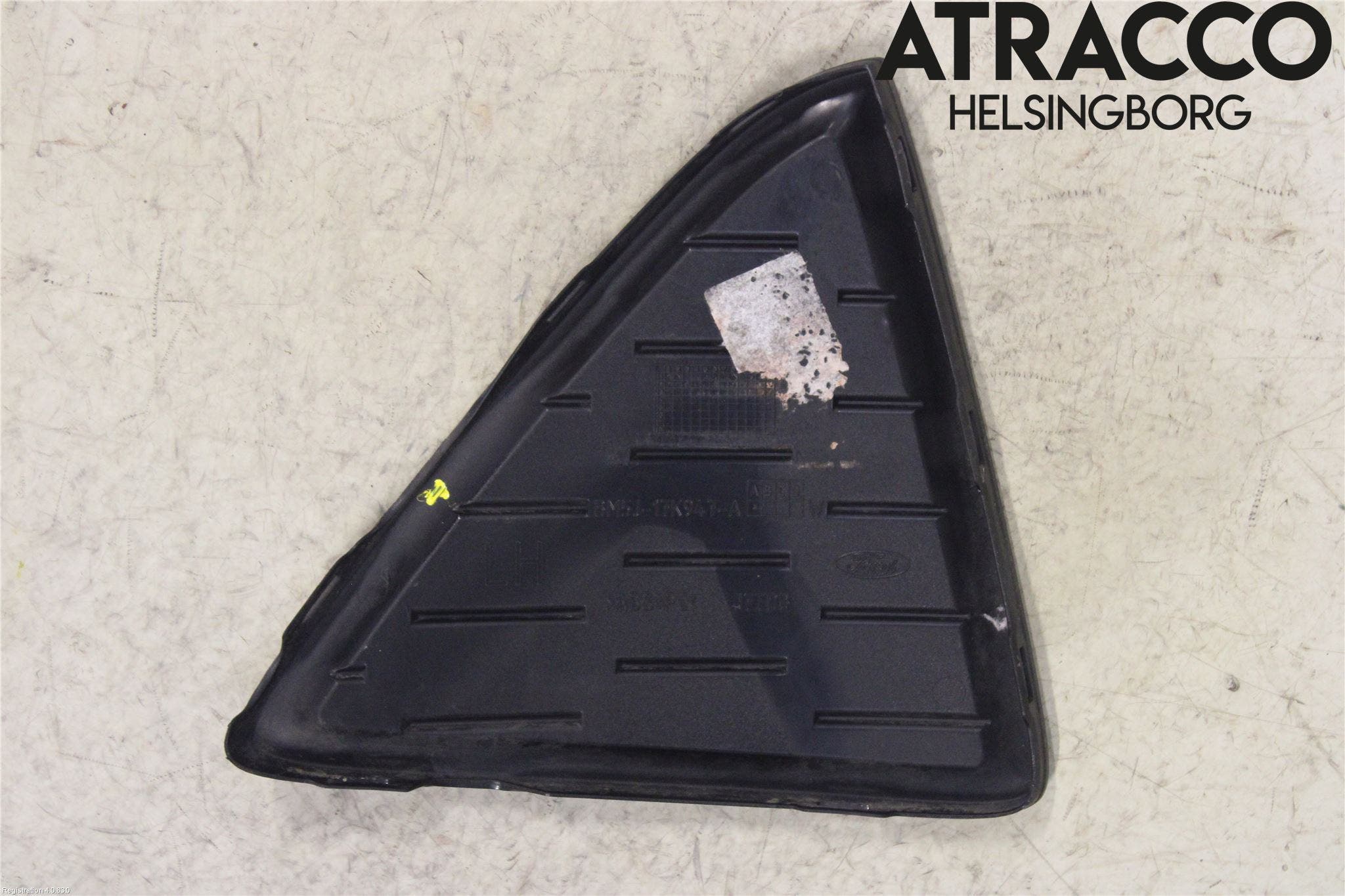 Ford FOCUS 11-14 Grilldel Vänster