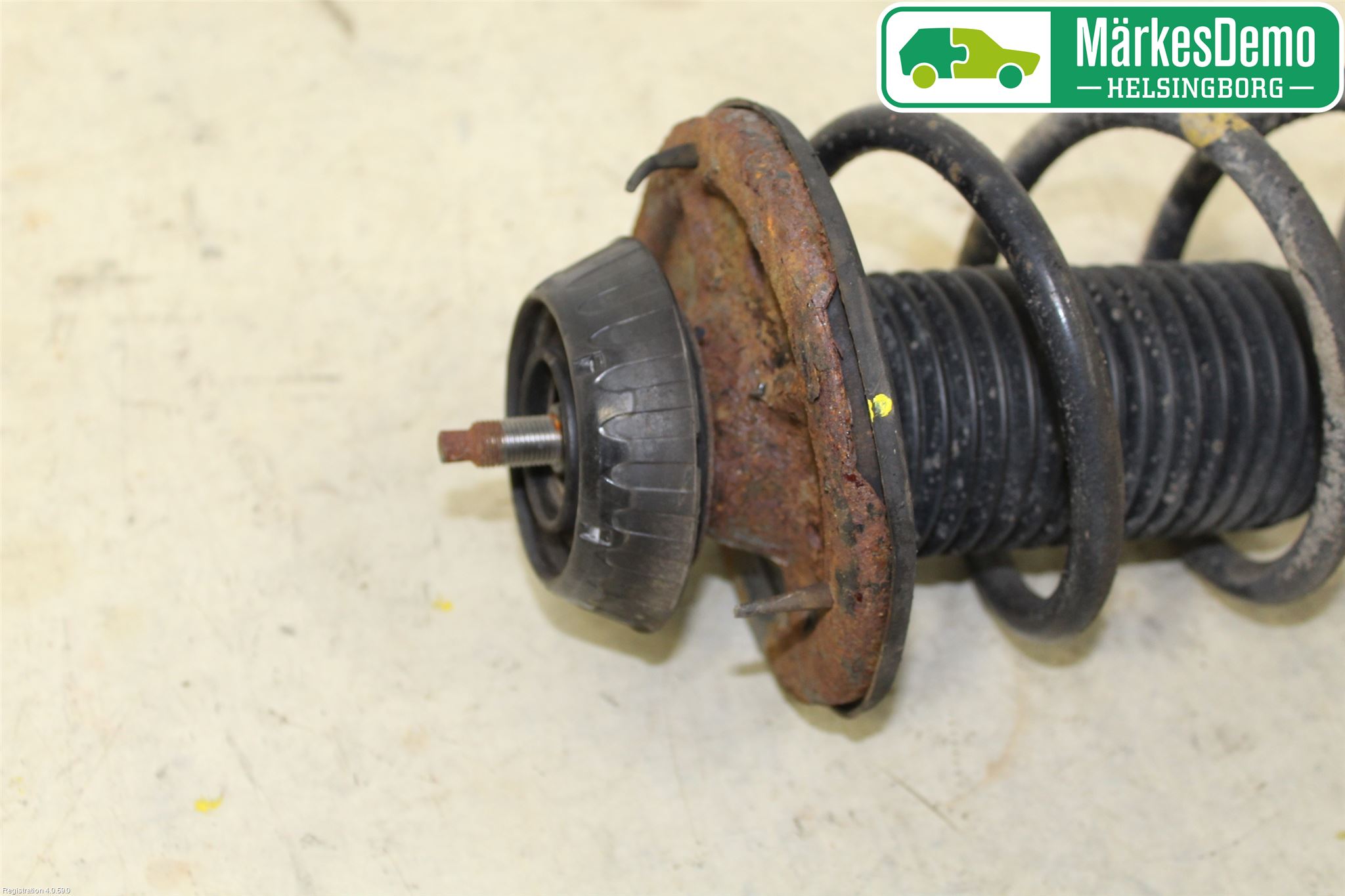 Hyundai i10 PA 08-13 Fjäderben Fram Höger