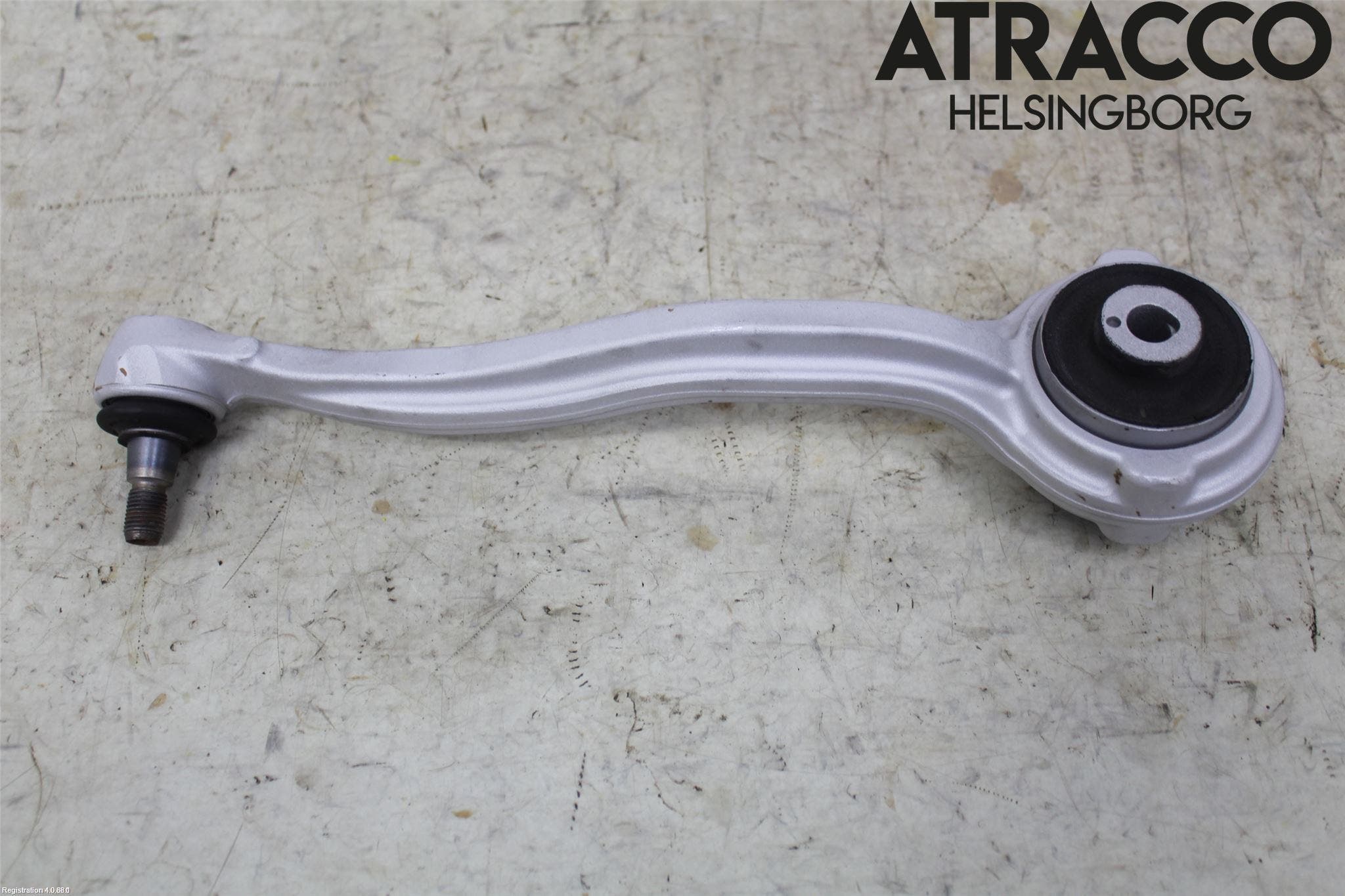 Mercedes-Benz MB C-KLASS (W204) 07-15 Bärarm Fram Undre Vä