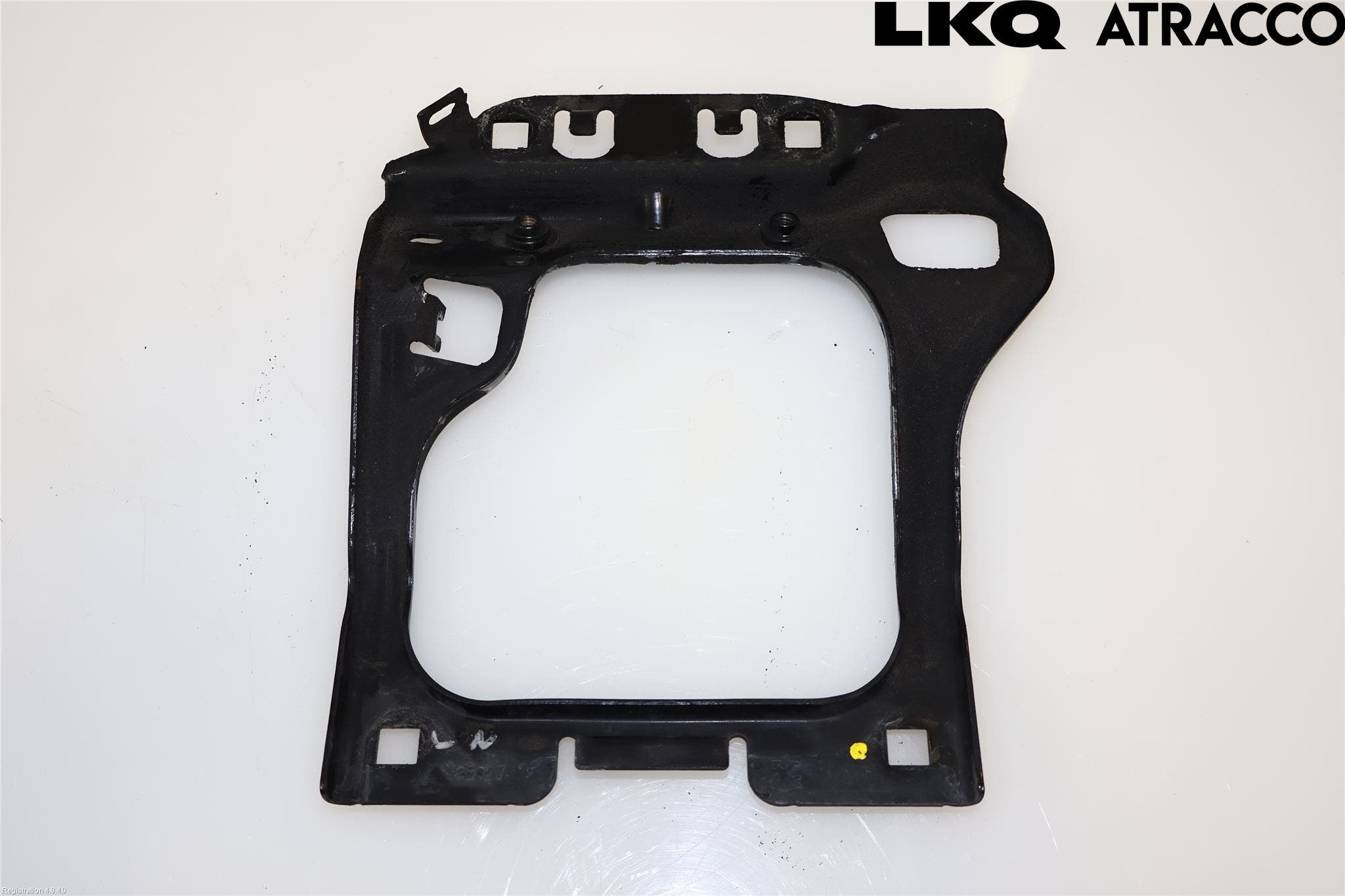 Peugeot 208 12-15 Front Övrigt