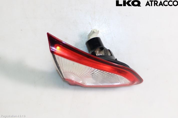 Nissan QASHQAI 10-14 Bakljus Lucka Vä