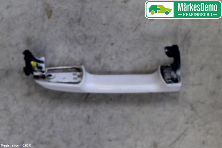 Toyota YARIS XP130 15-20 Dörrhandtag Yttre Vä
