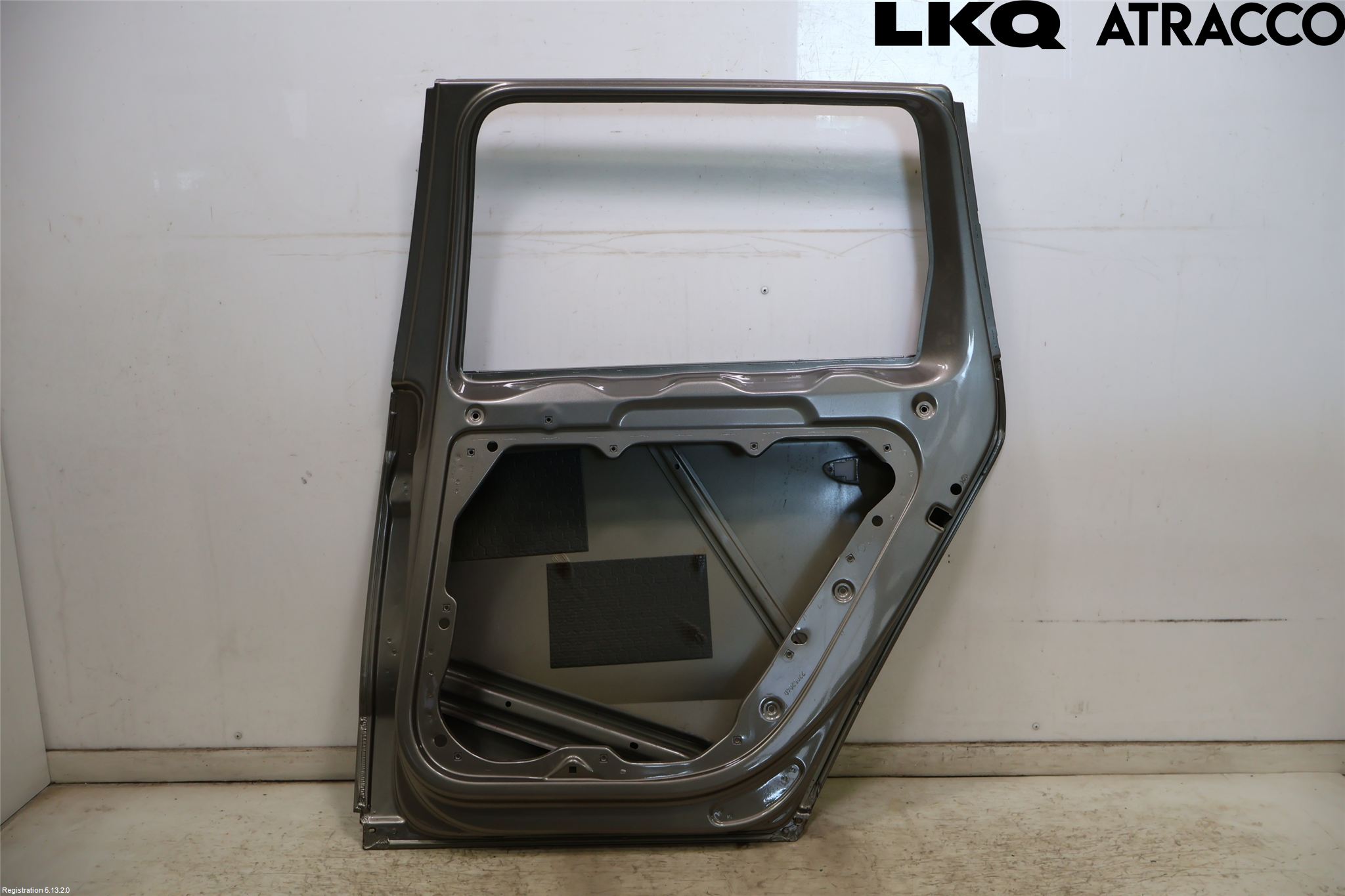 Volkswagen VW PASSAT 11-14 Dörr Bak Höger