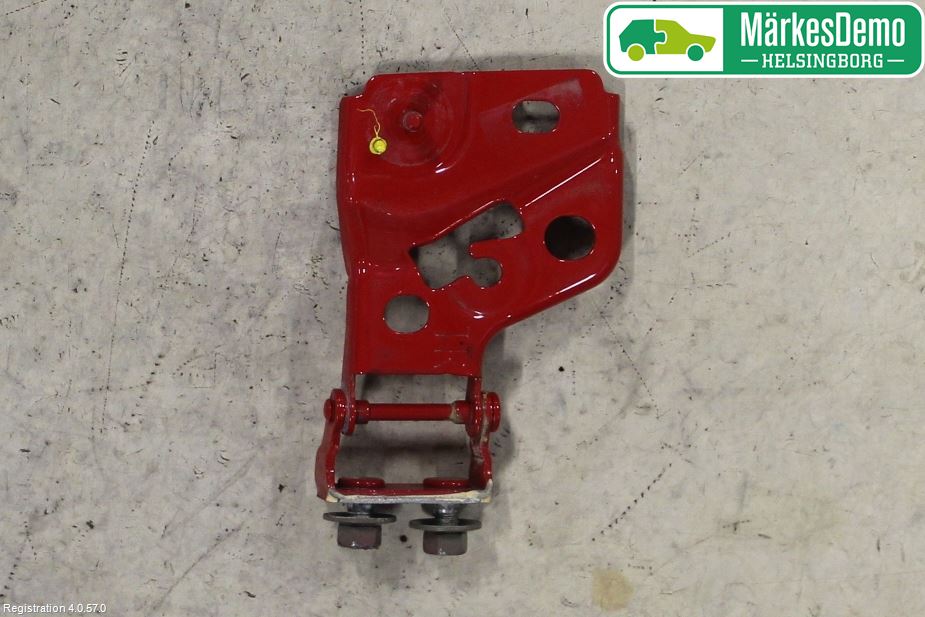 Toyota AYGO 15-21 Bakluckegångjärn Hö