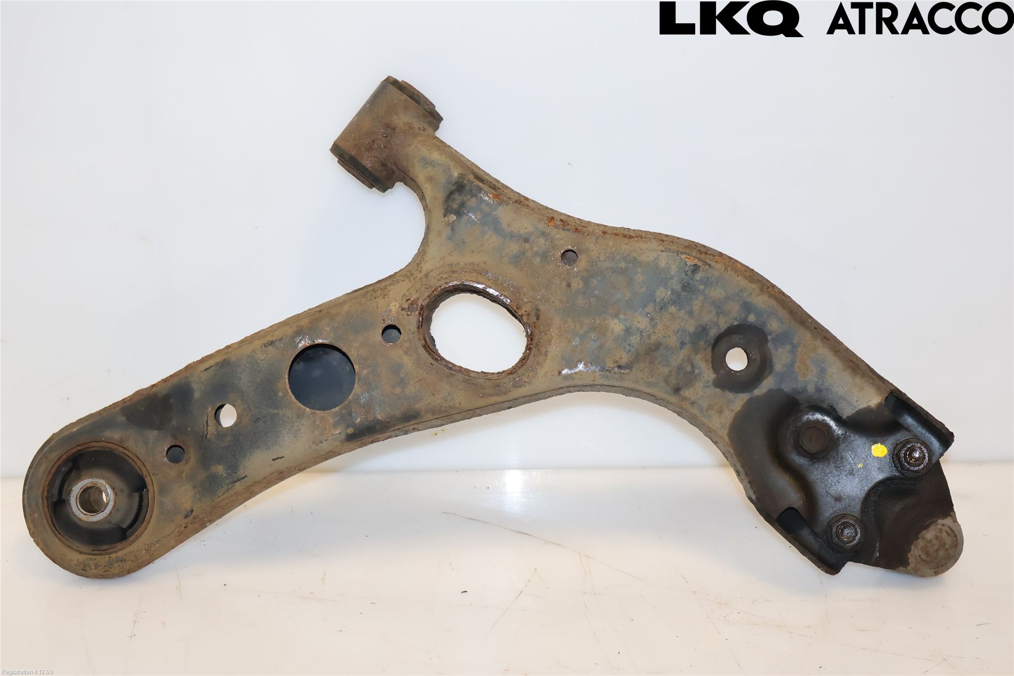 Toyota RAV4 13-18 Bärarm Fram Undre Vä