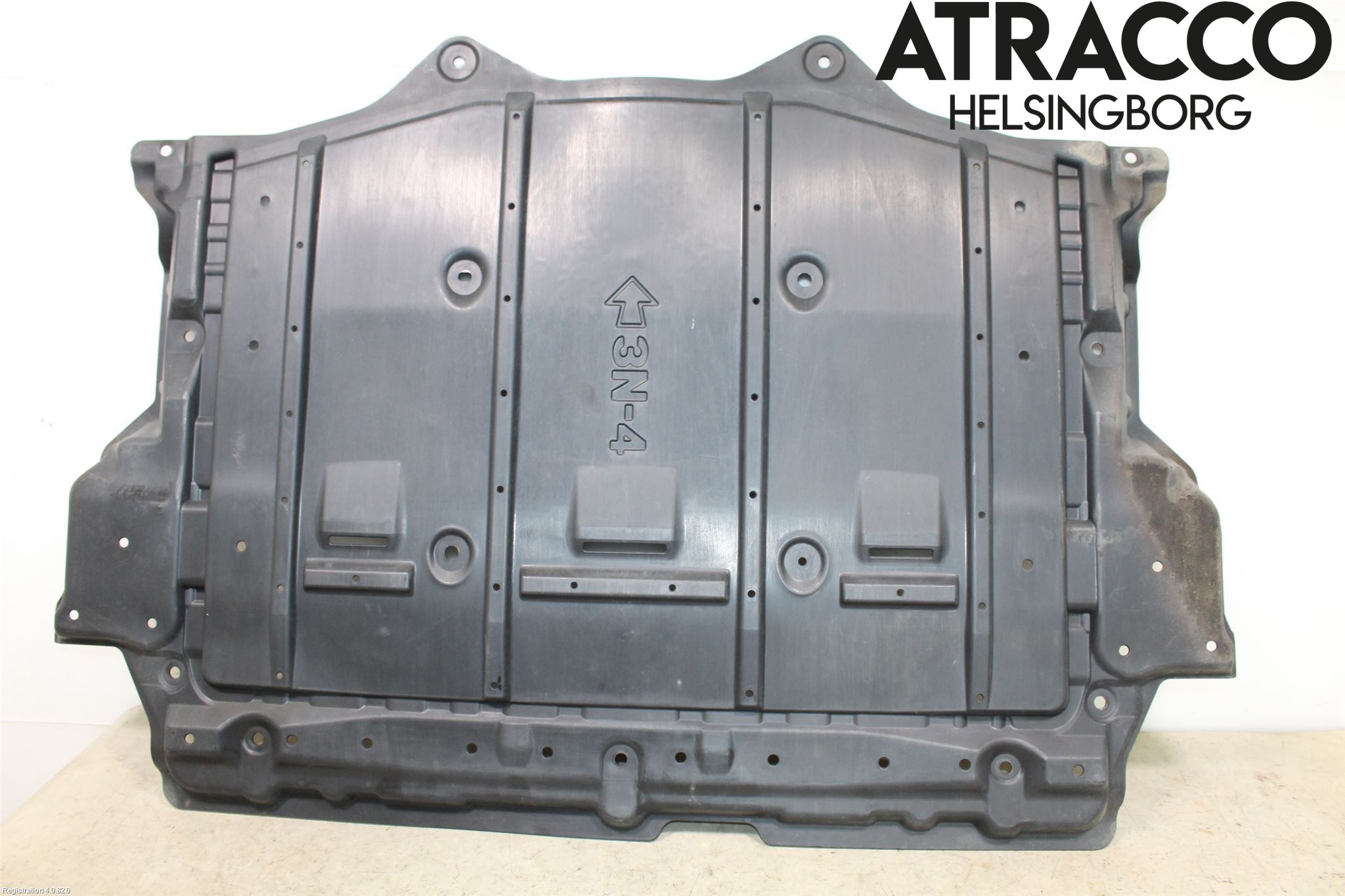 Nissan LEAF 11-17 Hasplåt Plåt-Plast