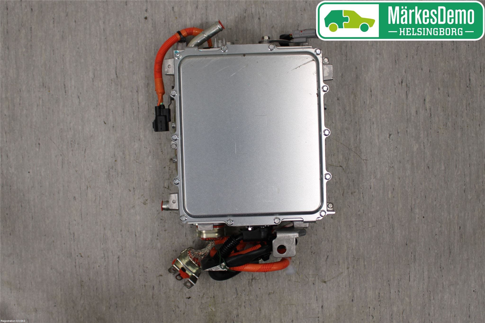 Mitsubishi OUTLANDER 13-21 Batteriladdare Högspänning