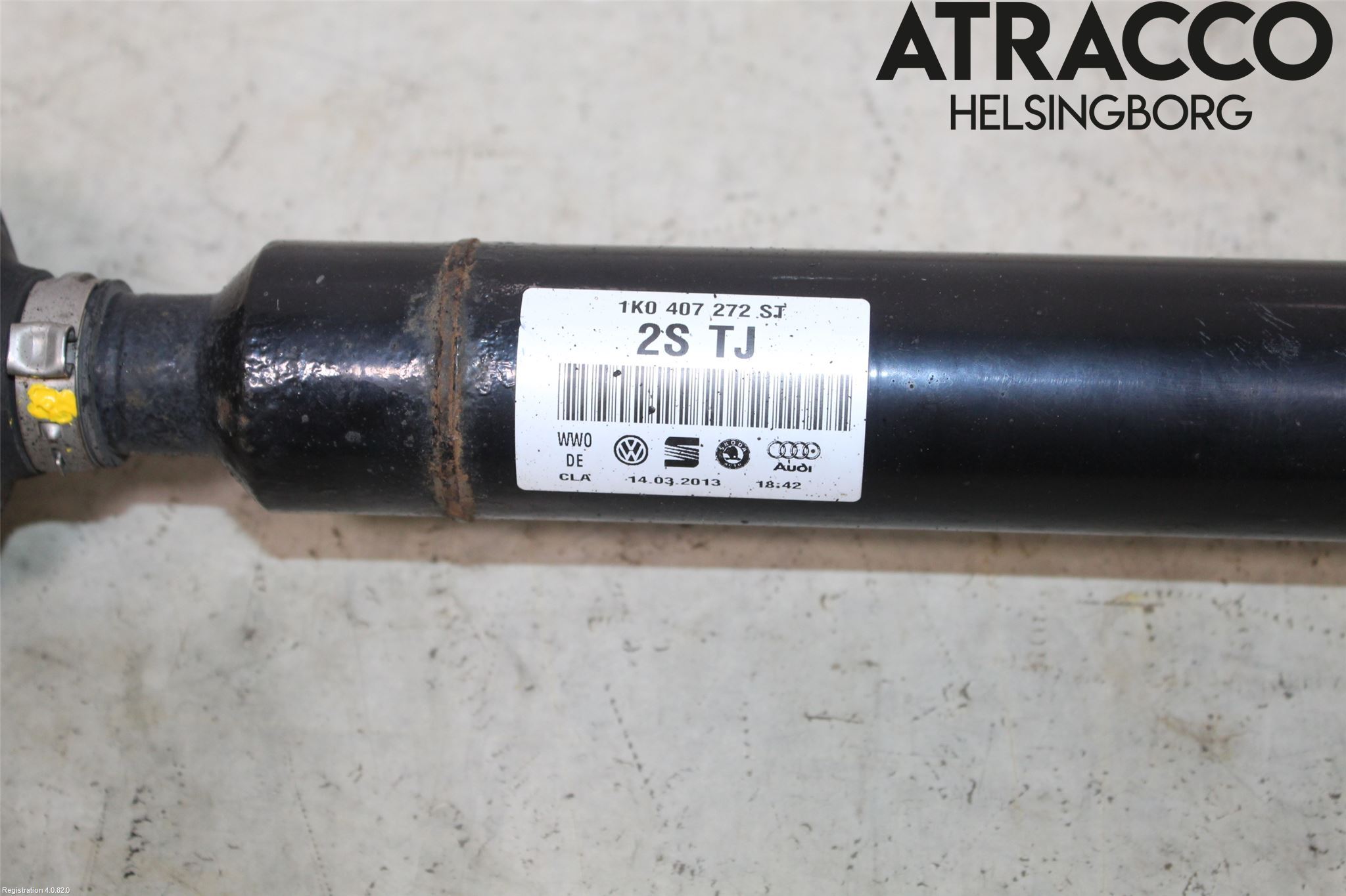 Volkswagen VW TOURAN 10-15 Drivaxel Fram Höger
