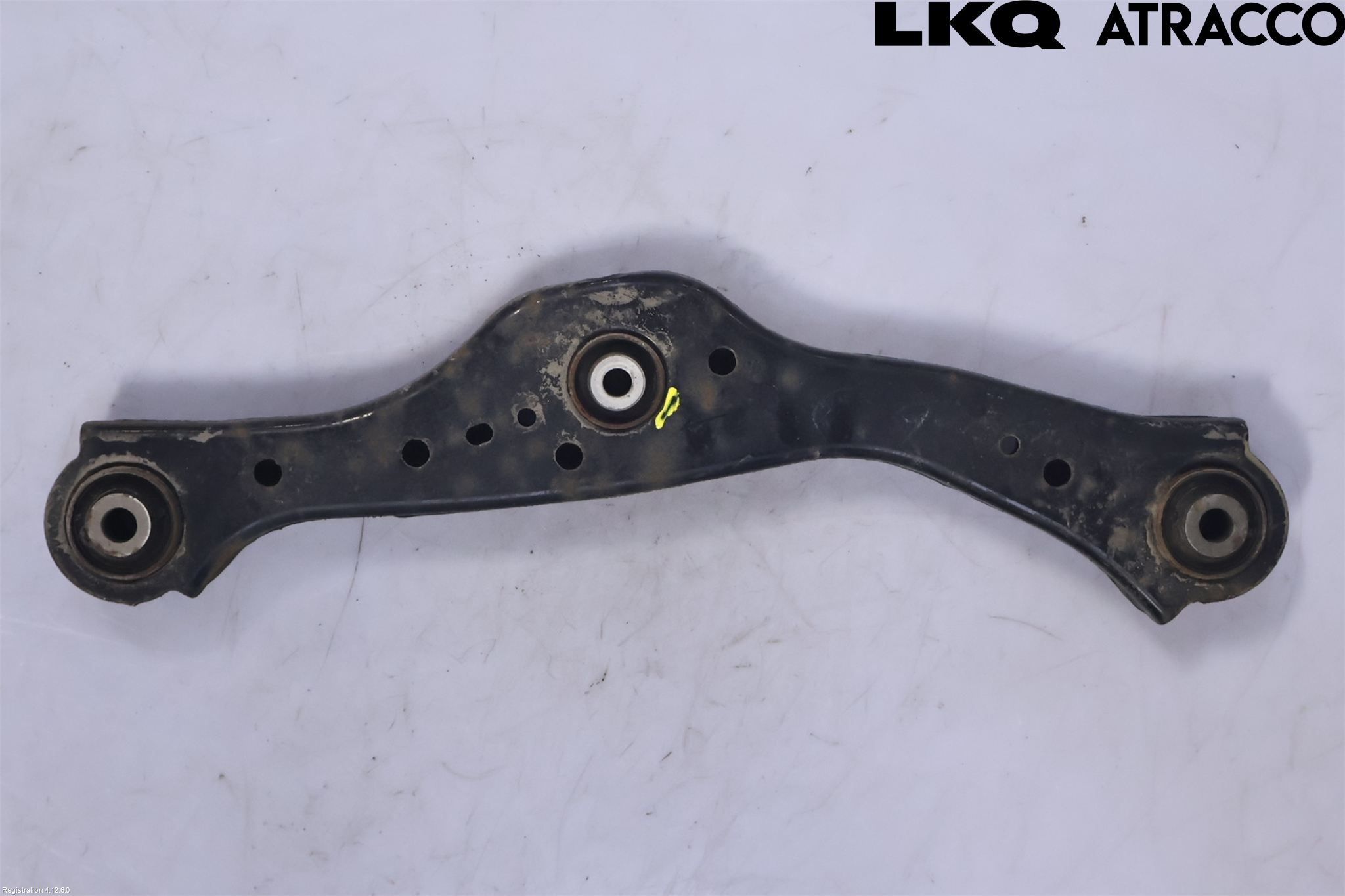 Toyota YARIS CROSS XP21 21- Bärarm Bak Övre Höger