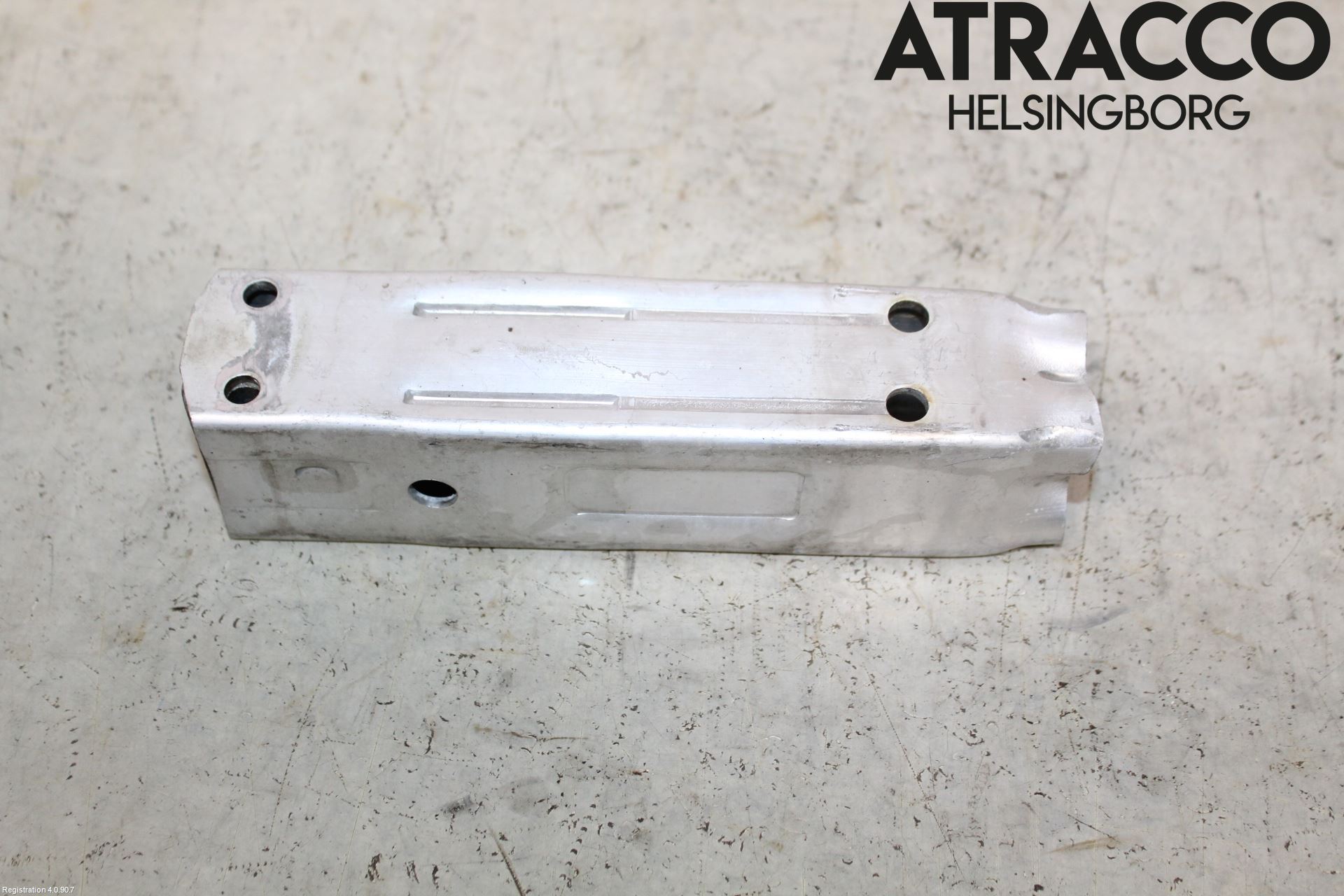 Audi A6/S6     05-11 Stötfångarbärjärn Fram