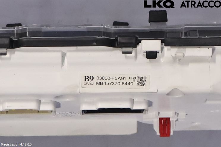 Toyota YARIS XP21 20- Instrument Komb