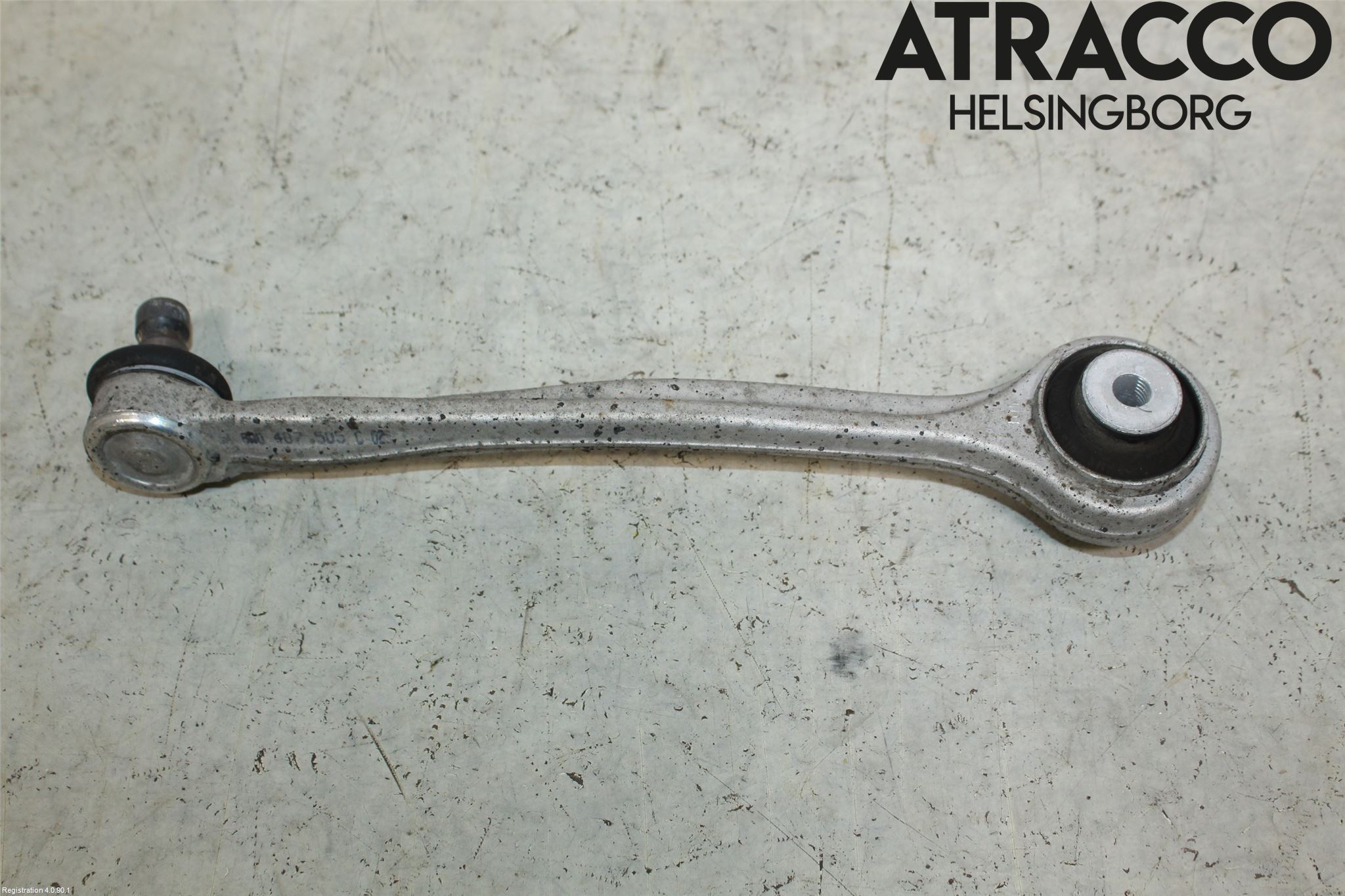 Audi A4/S4 B9 16-19 Bärarm Fram Övre Vä