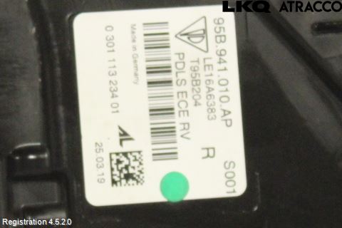 Porsche MACAN/EV 14- Strålkastare Höger