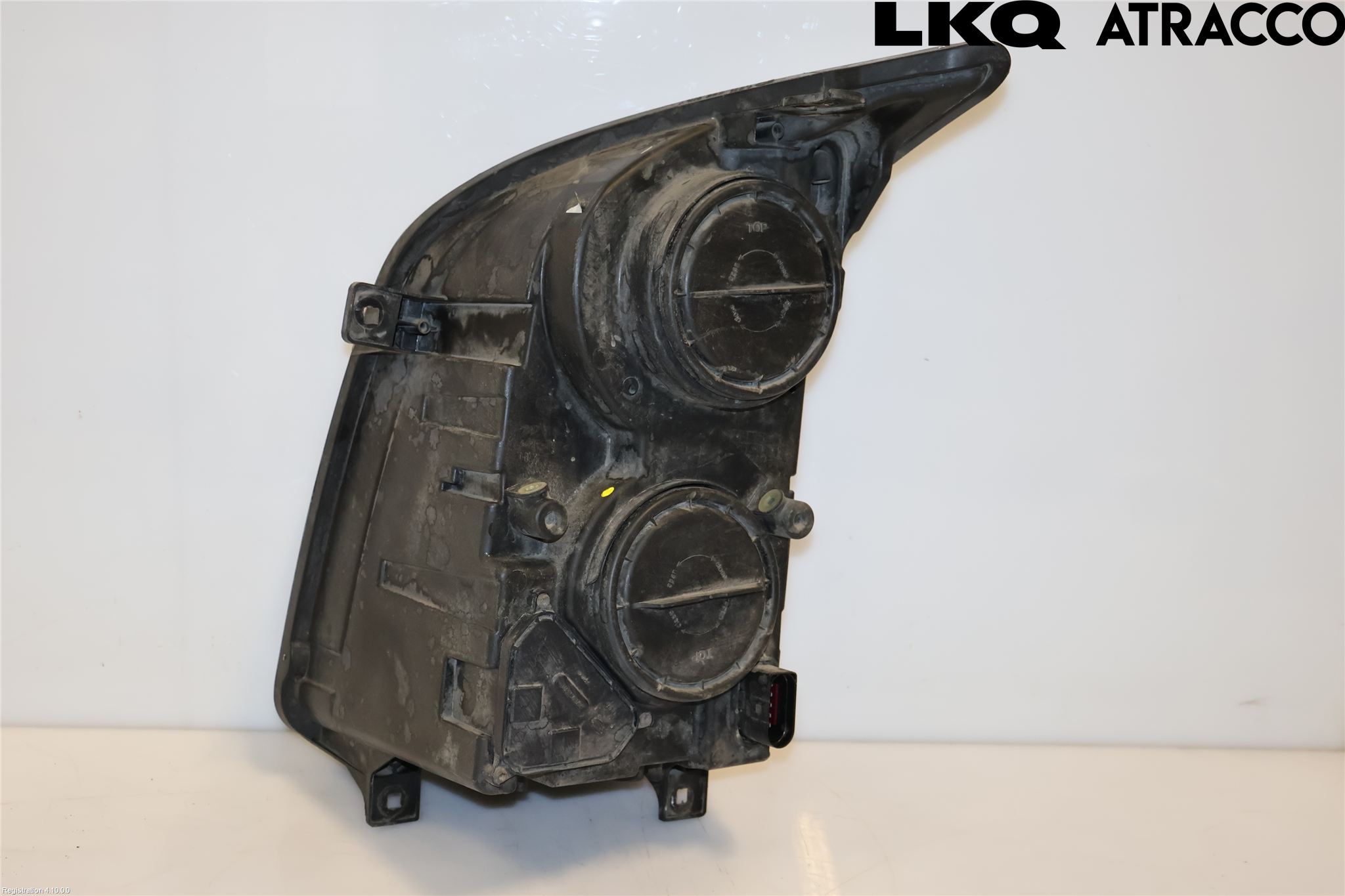 Volkswagen VW CRAFTER 06-16 Strålkastare Höger