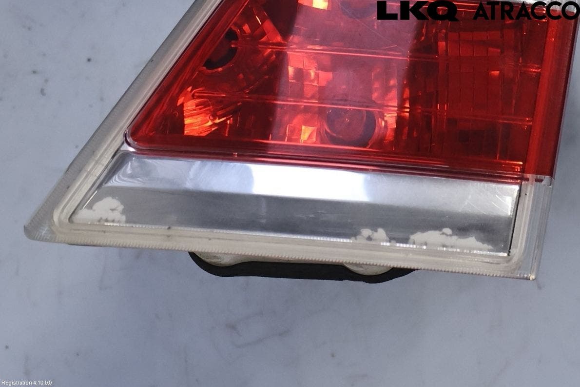 Volvo V70 14-16 Bakljus Lucka Hö