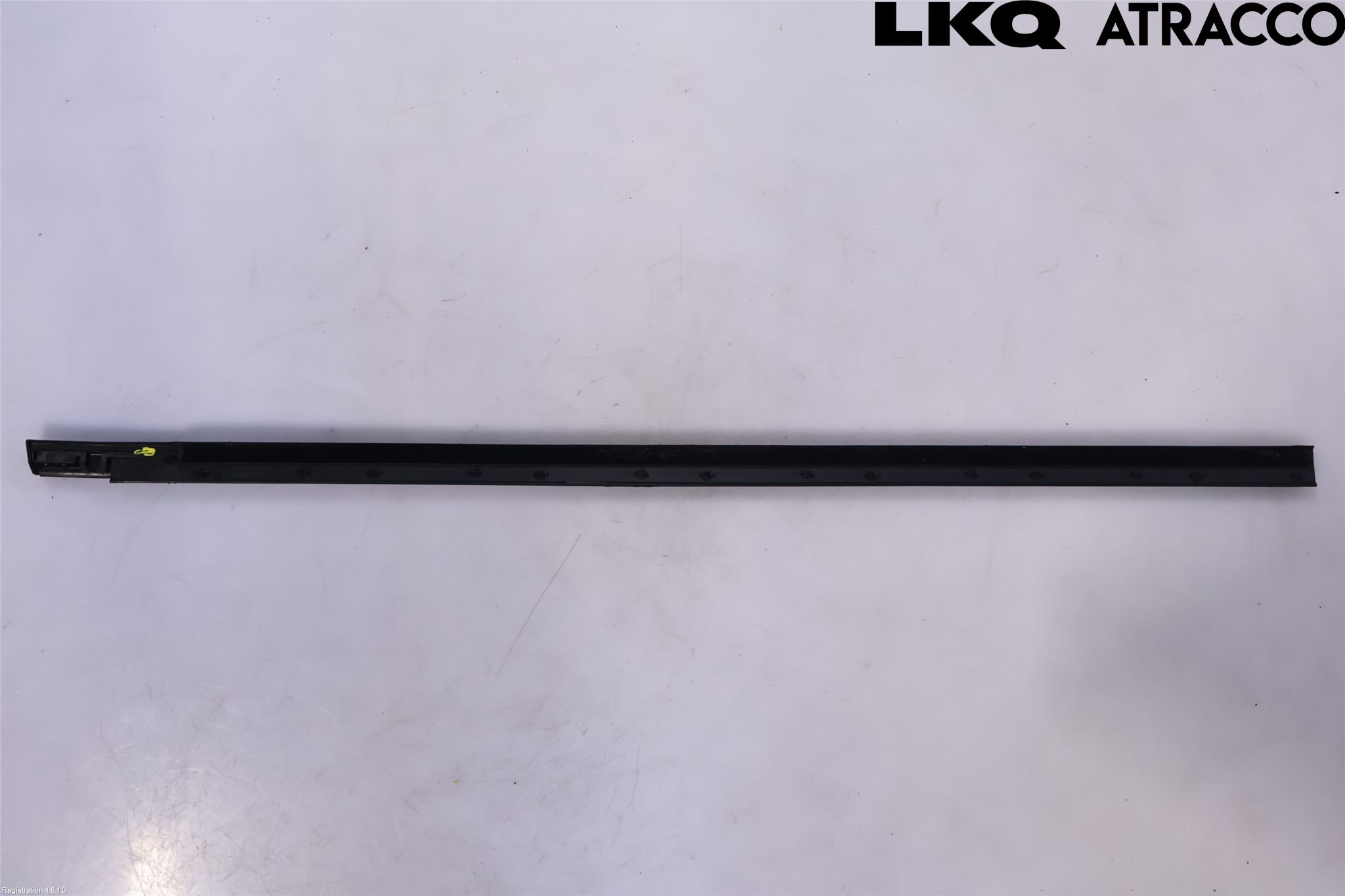 Peugeot 2008/E-2008 20- Dörr Dekorlist Fram Vä