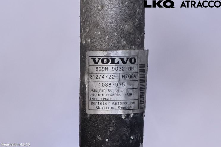 Volvo XC70 08-13 Bränslepåfyllnrör-Slang