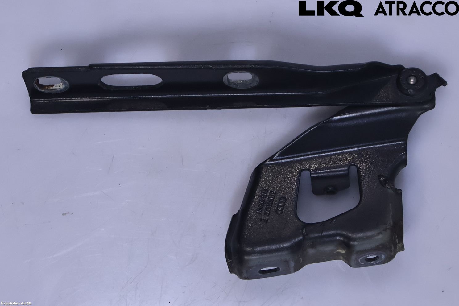 Audi A5 07-16 Huvgångjärn