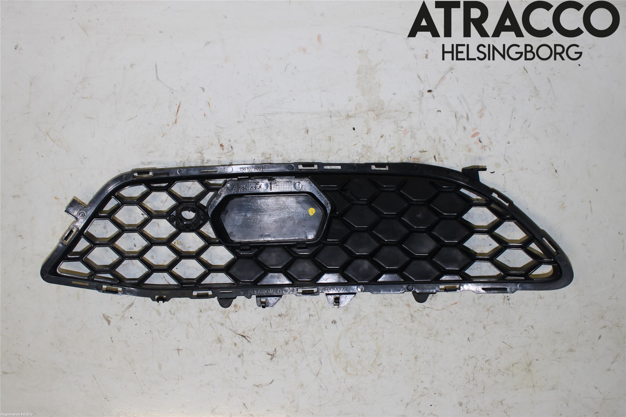 Alfa GIULIA Grilldel Höger