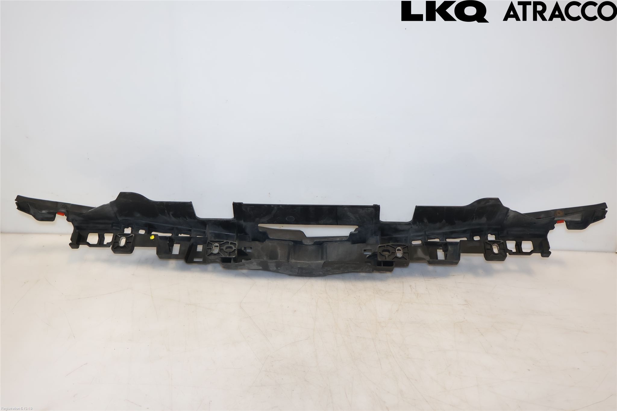 Opel INSIGNIA 09-16 Stötfångardel Fram Mitt
