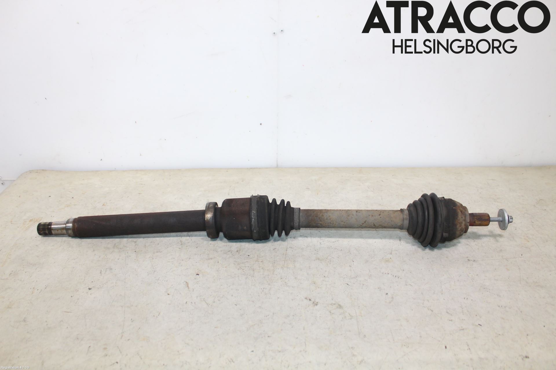 Volvo V50 08-12 Drivaxel Fram Höger