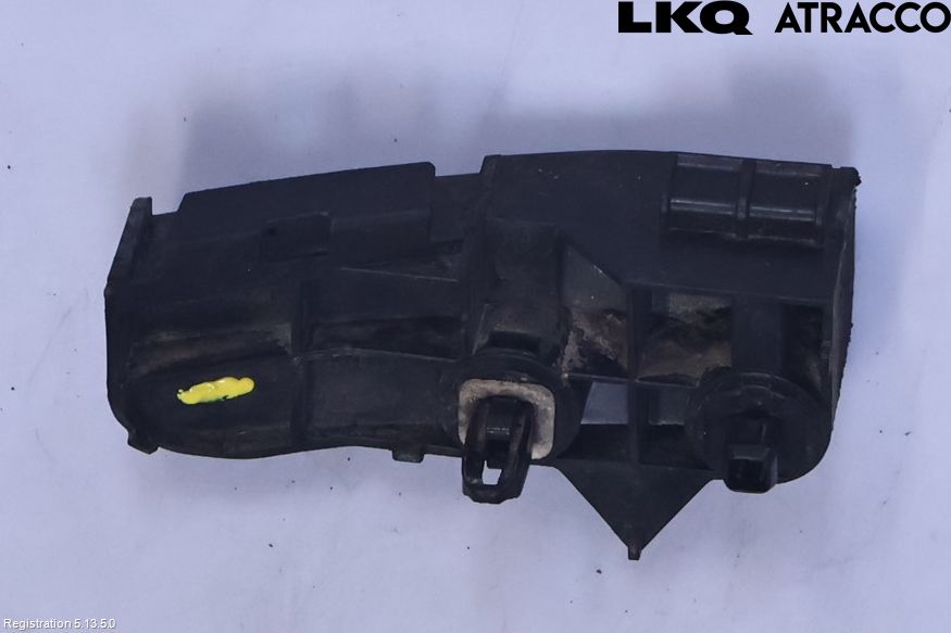 Toyota AURIS 10-12 Stötfångarfäste Bak Hö