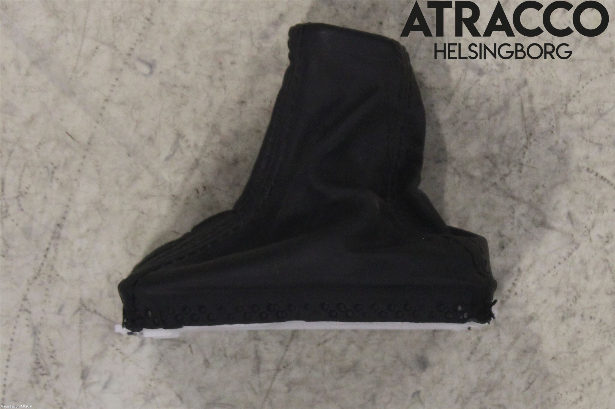 Volvo V90 17->> Växelspaksdamask