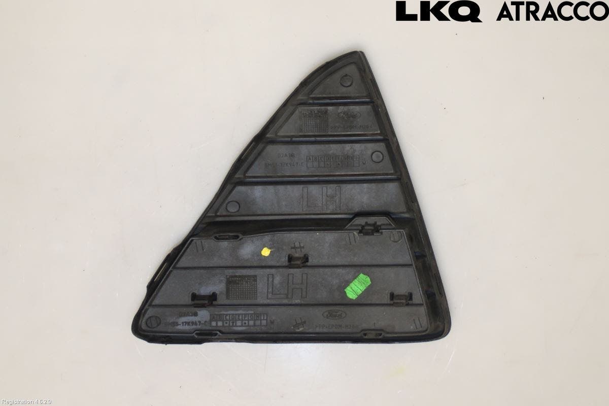 Ford FOCUS 11-14 Grilldel Vänster