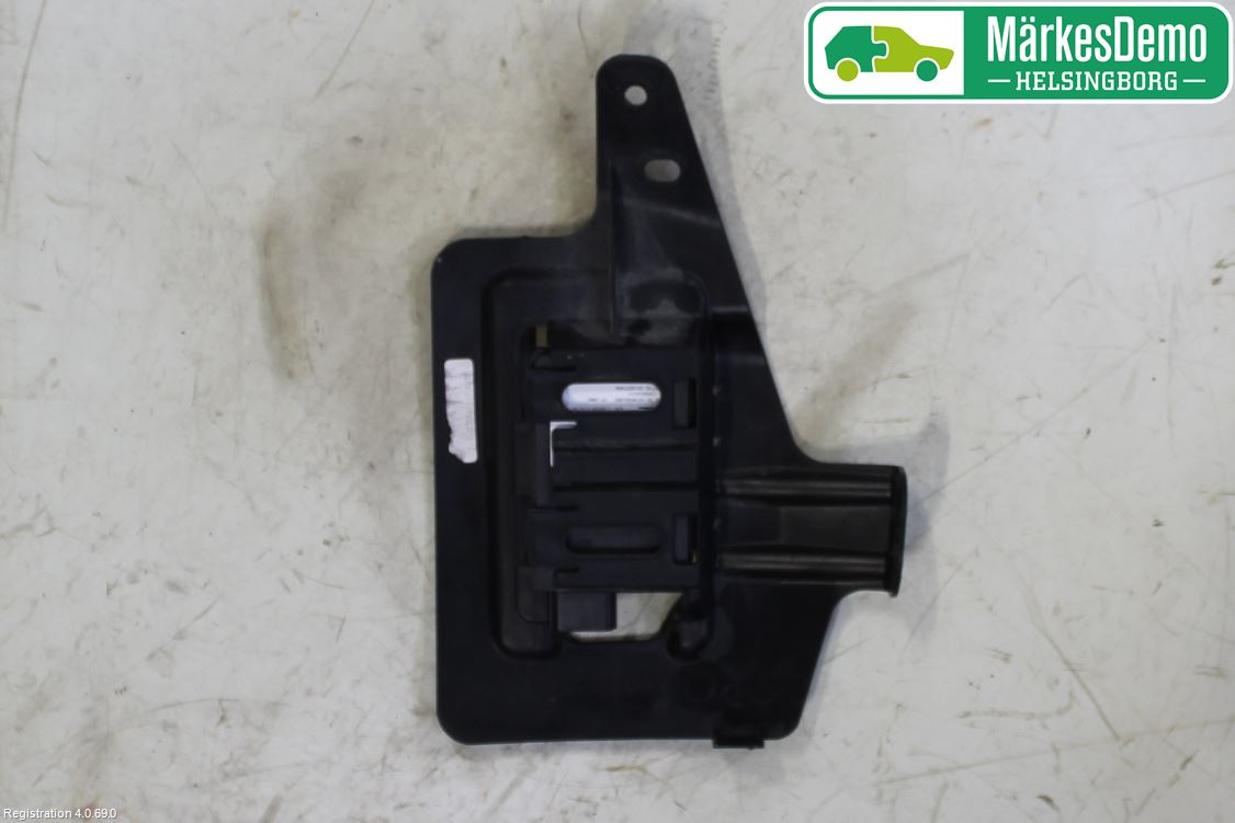 Fiat 500X 15- Sensor Aktivt Kollisionsskydd