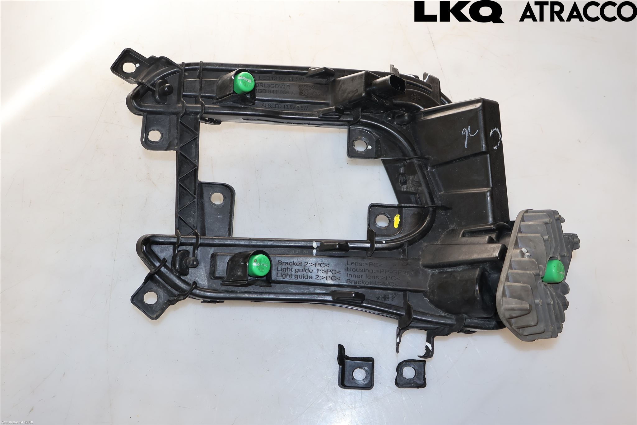 Volkswagen VW PASSAT 20-24 Dimljus-Varselljus Fram