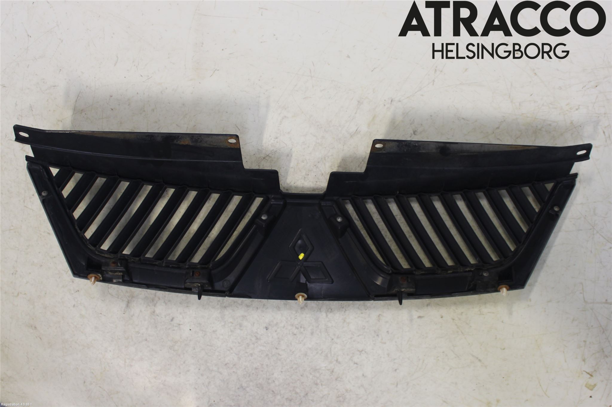 Mitsubishi OUTLANDER 07-12 Grill Komp