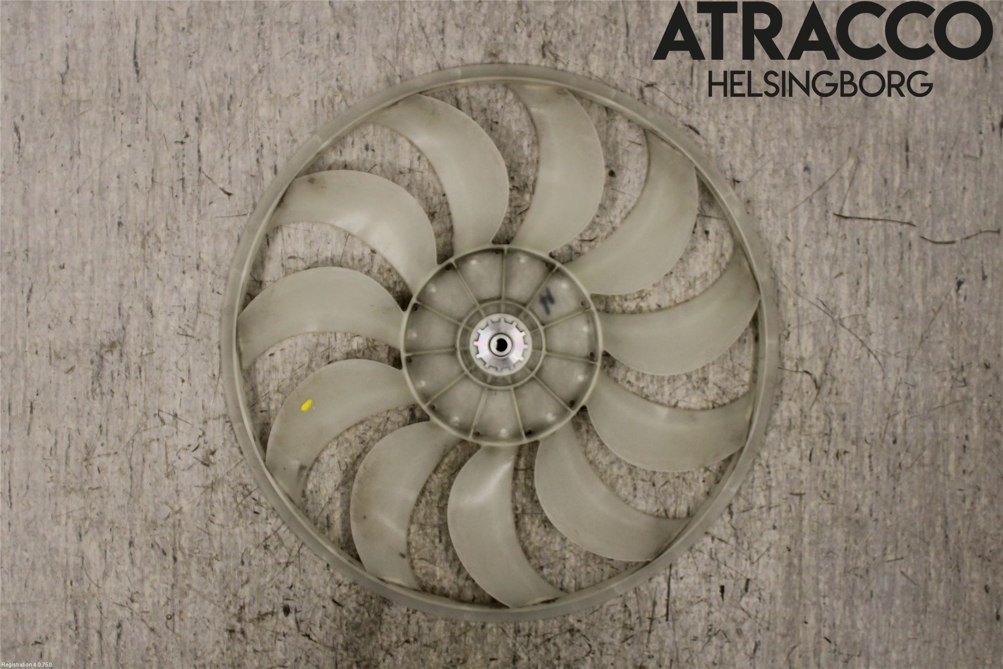 Mitsubishi OUTLANDER 13-21 Kylfläkt-Vinge