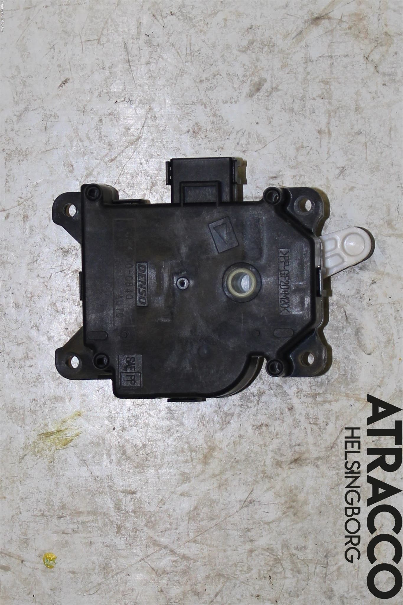 Jaguar XJ X351        10- Värme Reglermotor