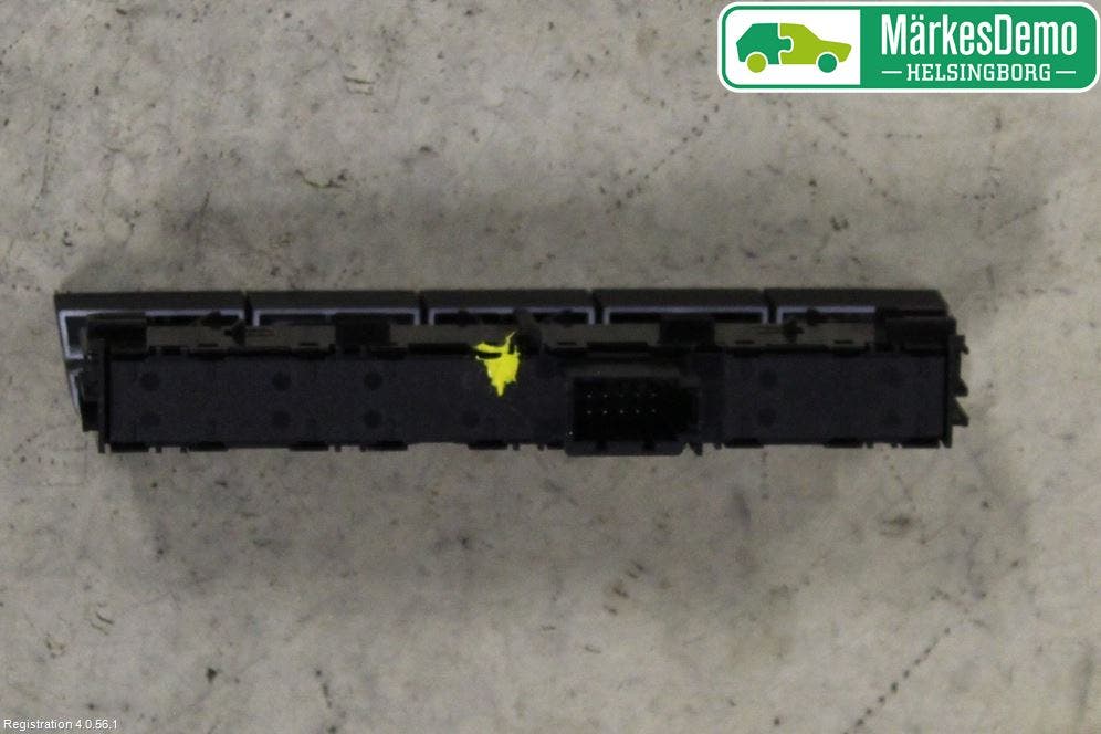 Skoda OCTAVIA (5E) 13-20 Strömställare Parkeringshjälp